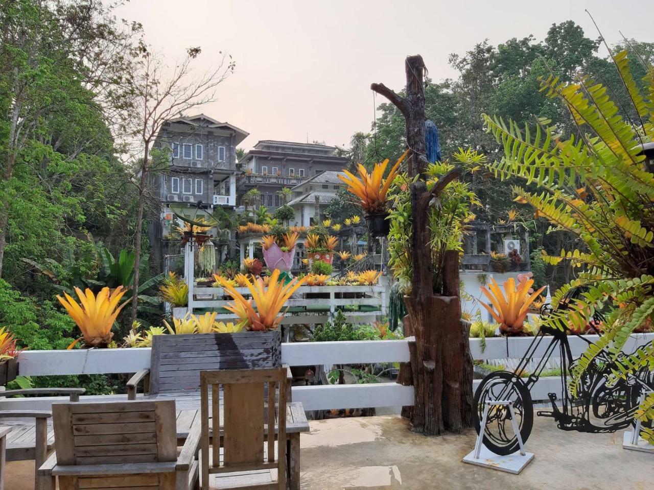 Banthorphan Resort Sangkhla Buri Eksteriør bilde