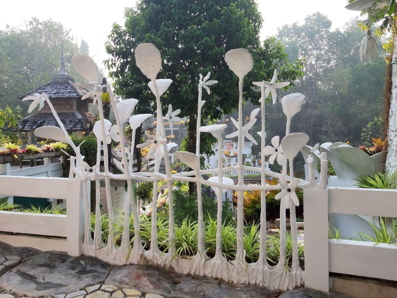Banthorphan Resort Sangkhla Buri Eksteriør bilde