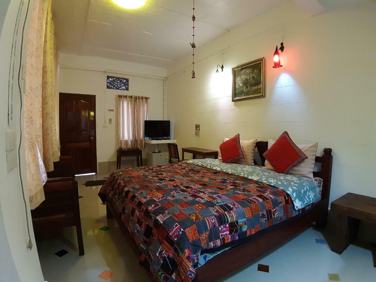 Banthorphan Resort Sangkhla Buri Eksteriør bilde